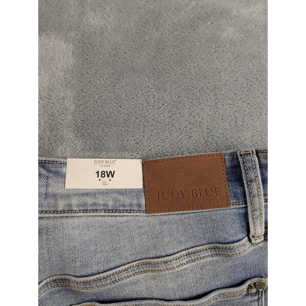 Judy Blue Jeans Womens 18W Blue High Waist Straight Fit Light Wash Stretch - Picture 14 of 15